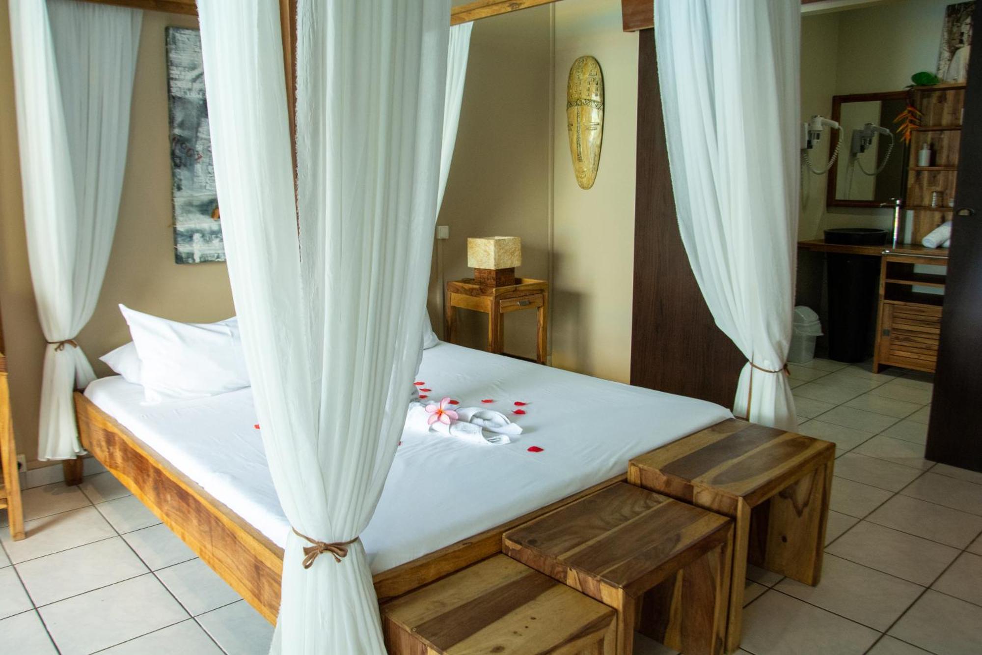 Hotel Ylang Ylang Saint-Gilles-les-Bains Buitenkant foto