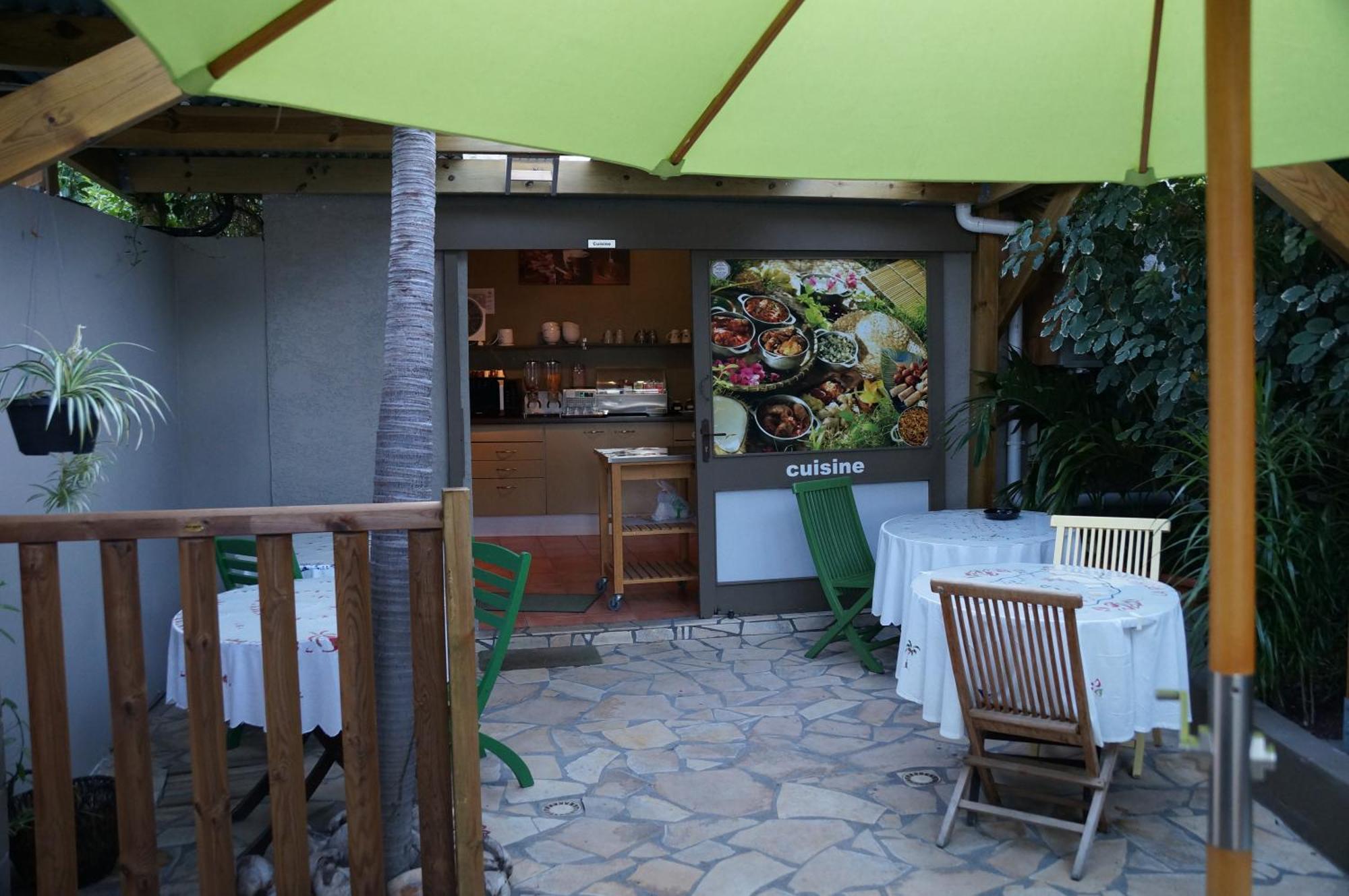 Hotel Ylang Ylang Saint-Gilles-les-Bains Buitenkant foto
