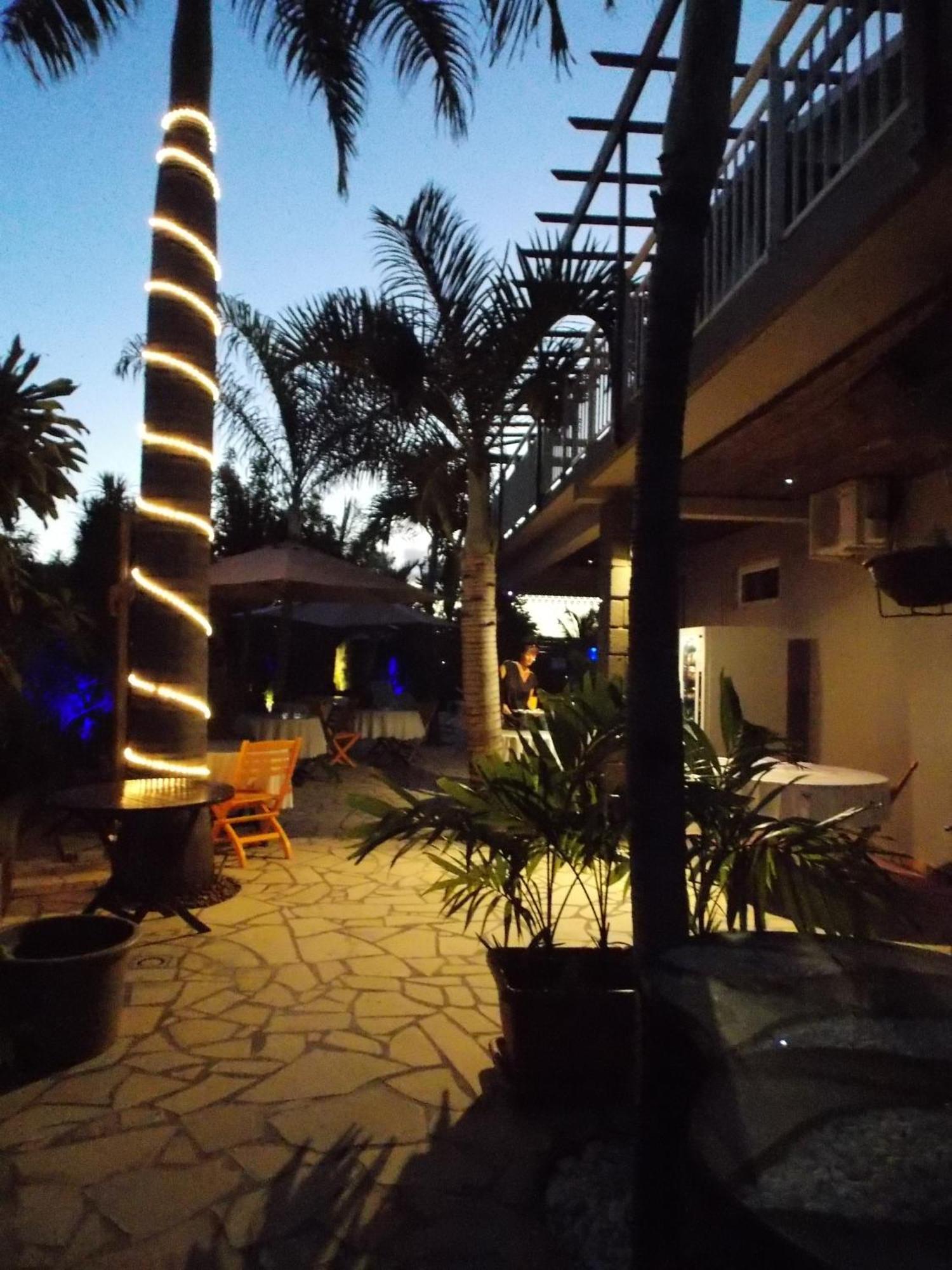 Hotel Ylang Ylang Saint-Gilles-les-Bains Buitenkant foto
